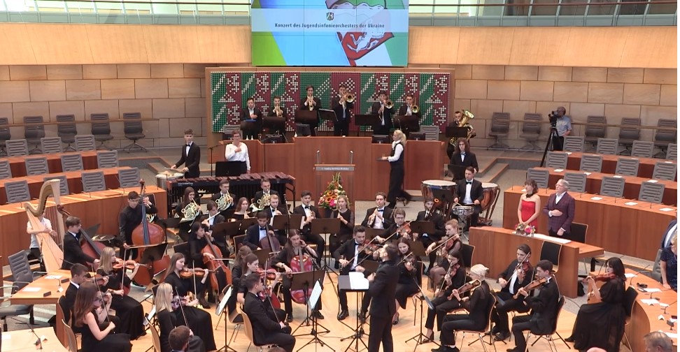 Junge Musikerinnen und Musiker im Landtag begrüßt